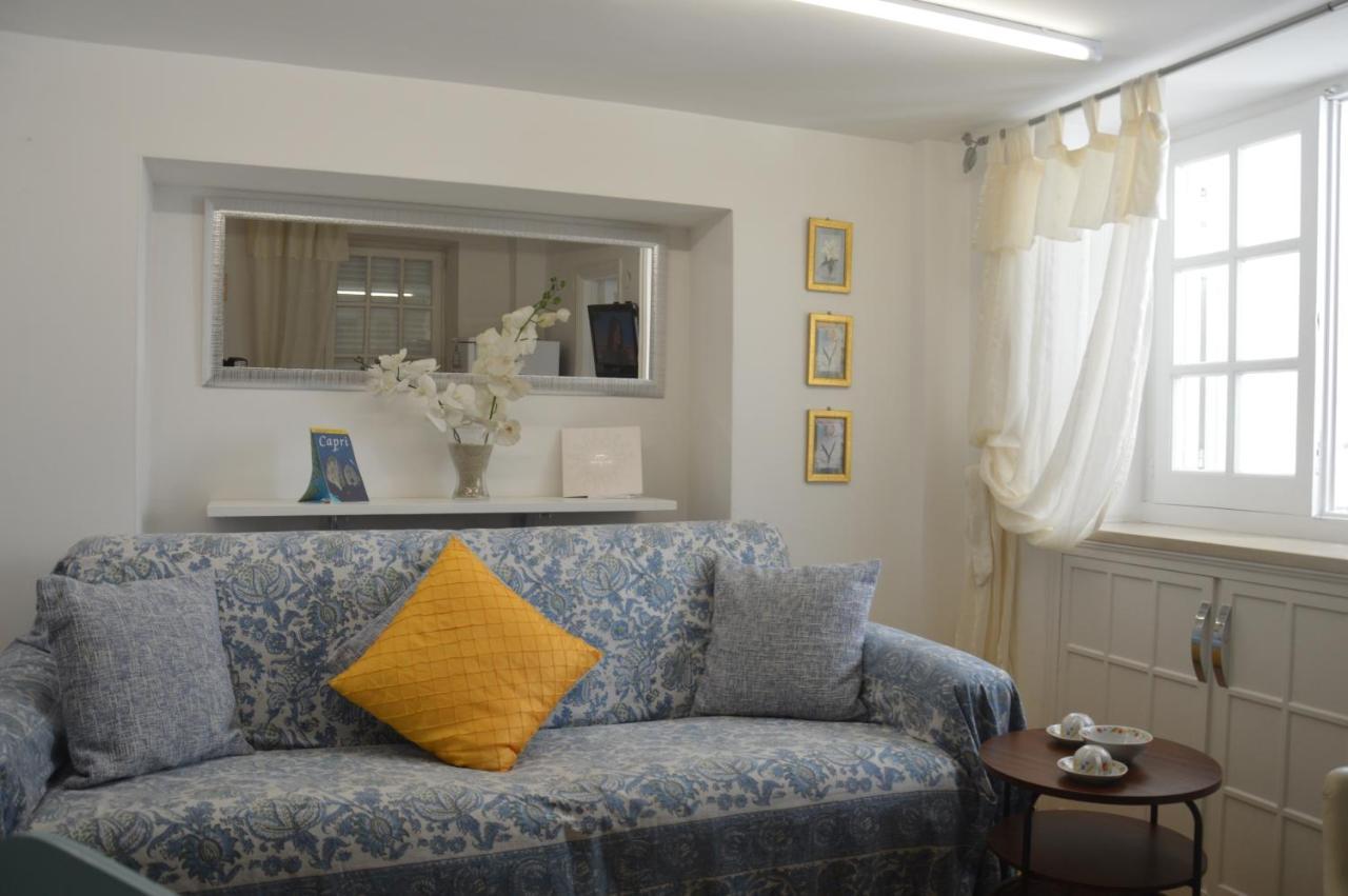 Studio In Pieno Centro Capri Exterior photo